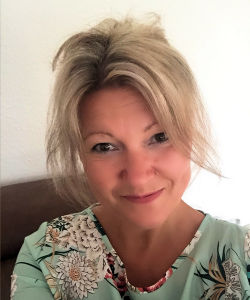 Pfarrsekretärin Elke Hoppe
